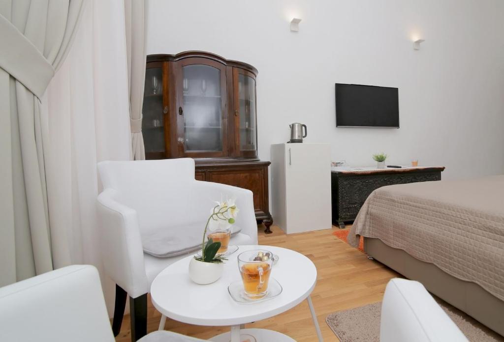 Room In Dubrovnik With Air Conditioning, Wifi Washing Machine 4246-3 Kültér fotó